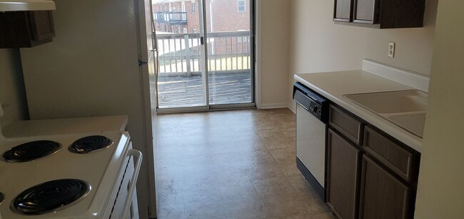 Photo - 306 W Southampton Dr Unit 3