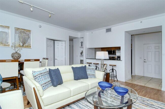 Photo - 1064 N Tamiami Trl Unit 1627