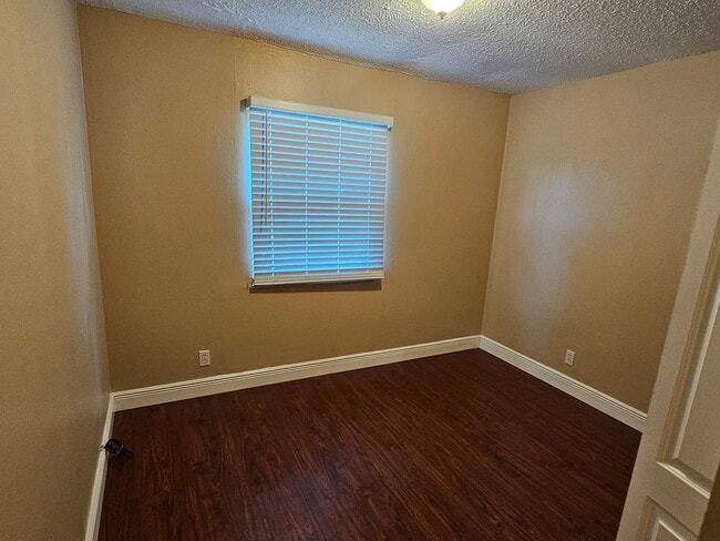 Photo - 641 SW 83rd Ave