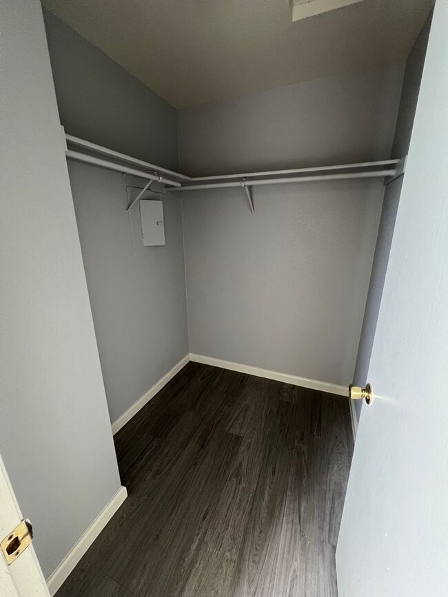 Photo - Keddie St Unit 183