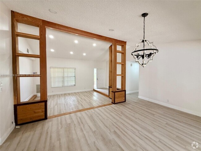 Building Photo - 9788 NW 3rd Manor Rental