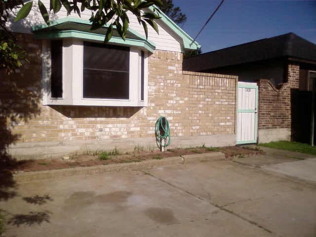 Photo - 13835 Northlake Dr