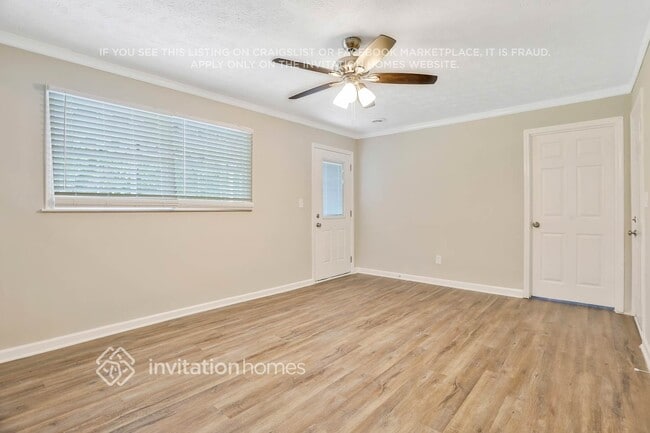 Photo - 277 Lancelot Way