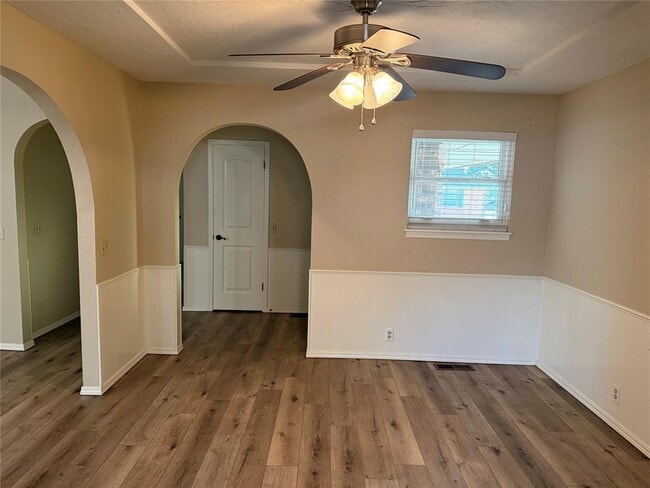 Photo - 1018 Claremont Dr