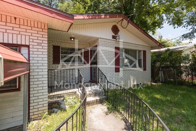 Photo - 2055 Talladega Rd Casa