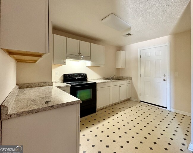 Photo - 111 Donald Dr