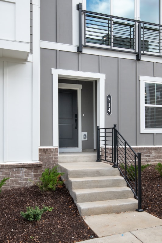 Photo - 714 41st Ave N