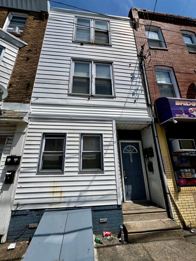 2097 Bridge St Townhome Townhome Rental in Philadelphia PA