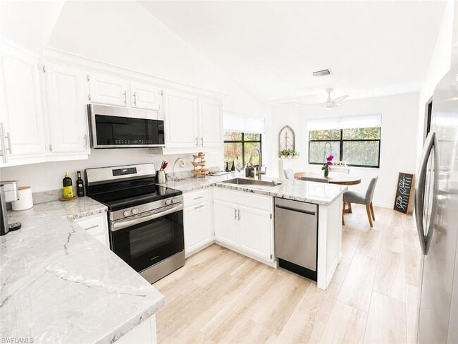 Photo - 27123 Kindlewood Ln