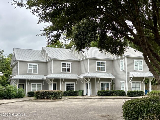 Building Photo - 1617 Shoreline Pl Rental