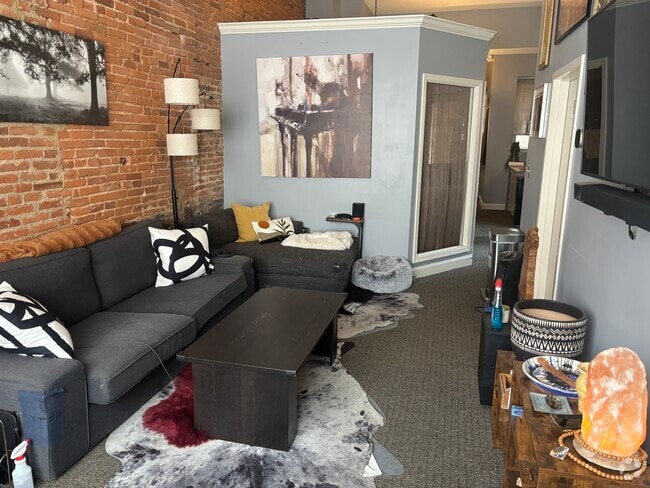 Building Photo - 1412 Light St Unit 1 Rental
