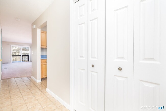 Photo - 2 The Hamlet Unit APT E