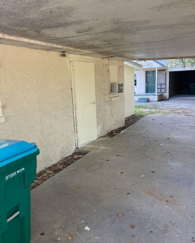 Photo - 2209 34th St Apartment