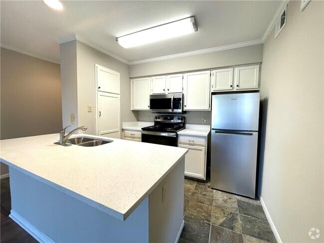Building Photo - 8888 Tallwood Dr Unit 2210 Rental