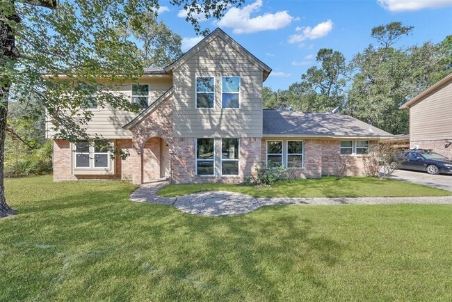 Photo - 696 Ravensworth Dr