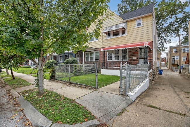 Photo - 3 bed 2 bath in Baltimore, MD