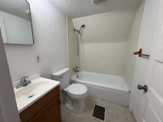 1306 Madison Ave