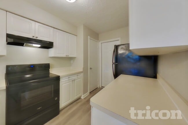 Photo - 13307 Venice Cir