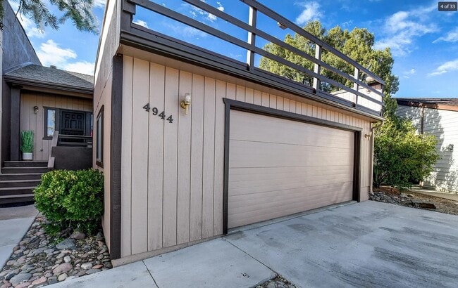 Photo - 4944 Summit Cir