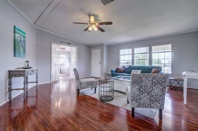 Photo - 6731 Saltwater Blvd Unit A