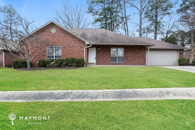 Building Photo - 2803 Henson Pl