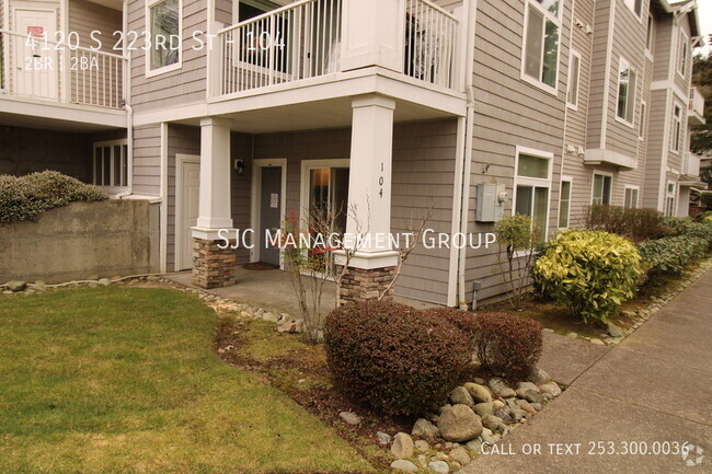 Building Photo - Two Bedroom 2 full bath condo in Kent Unit 104