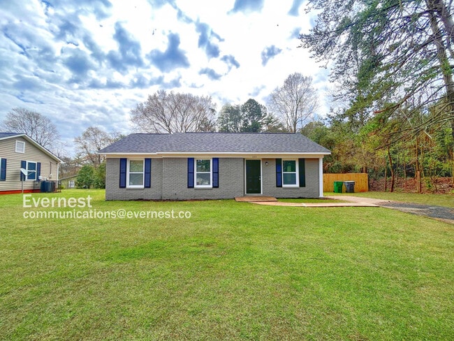 Photo - 1011 Dedmon Dr House
