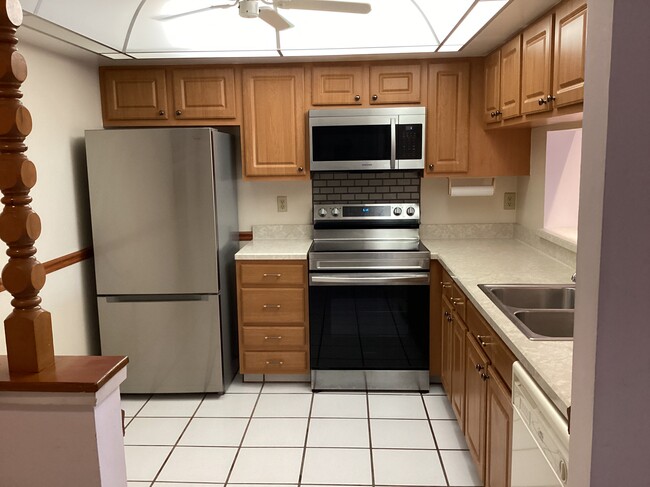 Kitchen - 2593 Countryside Blvd Condo Unit Inverness #7