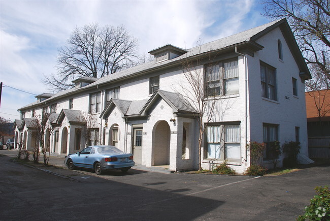 Photo - Munger Place Apartments