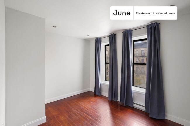 Room in Shared 3 bed/2 bath home in Upper West Side