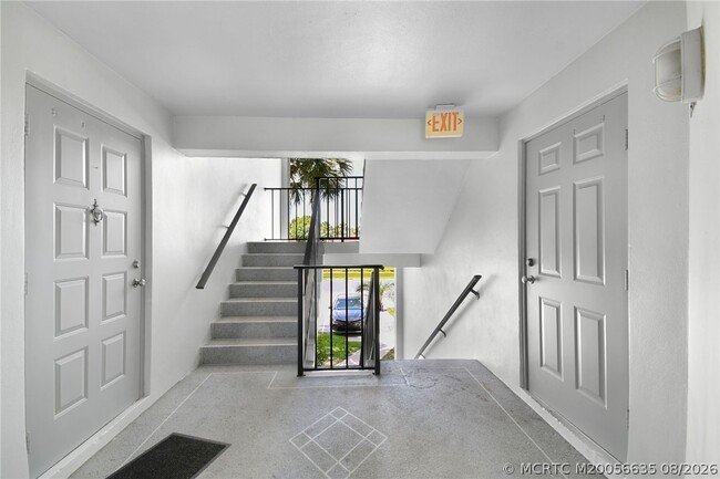 Photo - 1008 Green Pine Blvd Unit A2