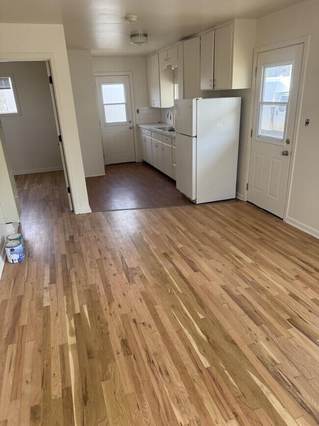 Photo - 515 5th St