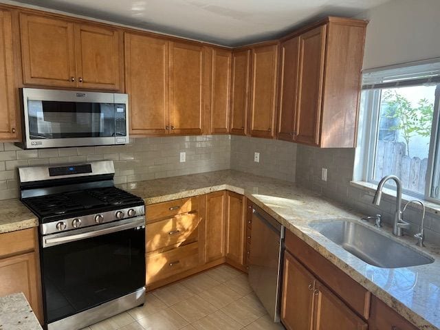 Photo - 1625 Wellesley Ave