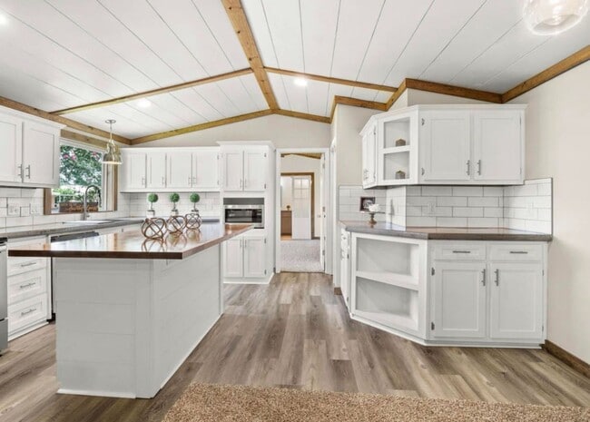 Photo - 4747 Port Arthur Ave