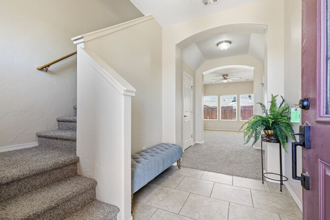Photo - Cozy 4 bedroom home with Solar Panels