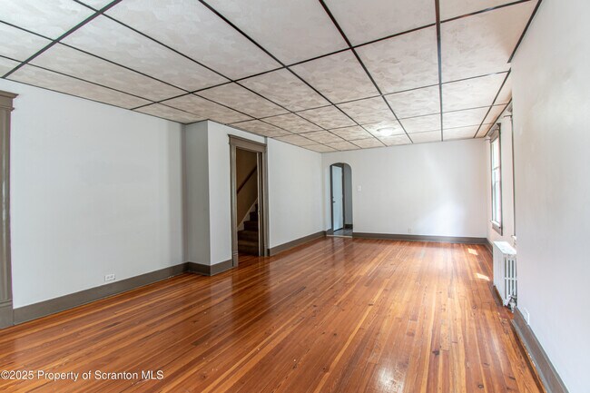 Photo - 1027 Woodlawn St