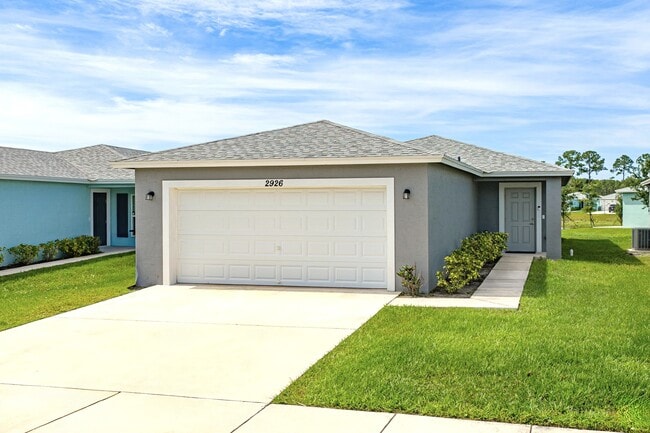 Ravinia St. Lucie