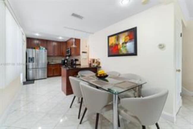 Photo - 4521 NE 21st Ave