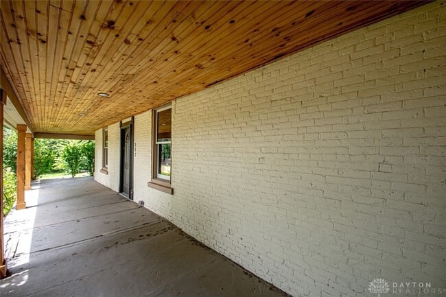 117 Montgomery Ave