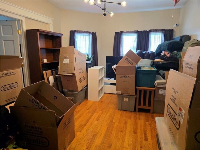 Photo - 3103 Pawtucket Ave