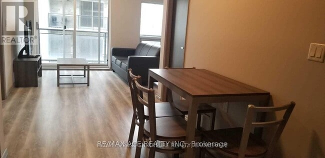 Photo - 275 Larch St Unit F-207