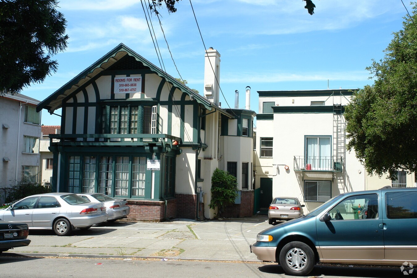 Photo - 2438 Warring St Apartments