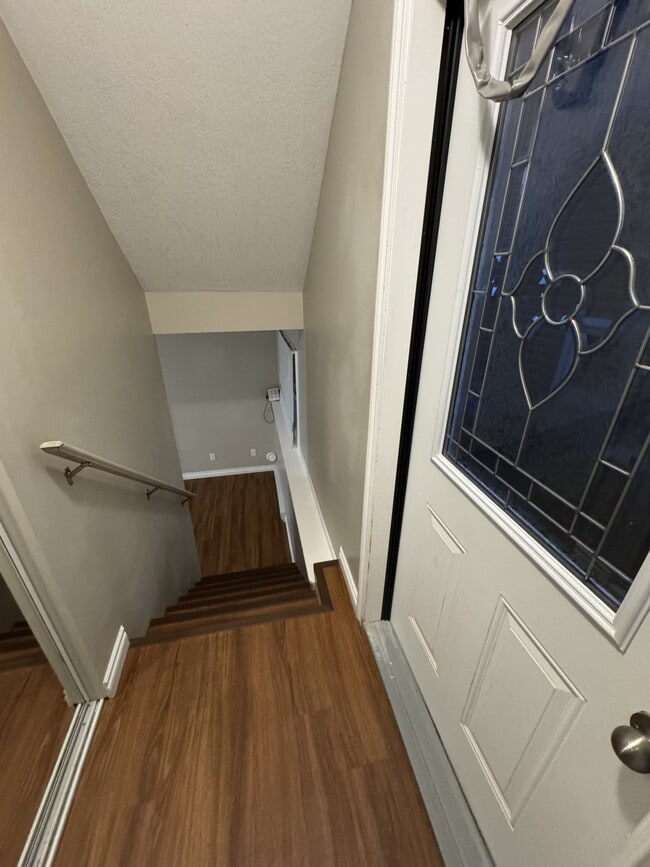 Building Photo - 804-888 88 Ave