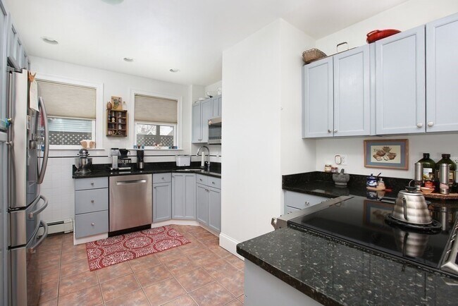 Photo - 60 Dracut St Unidad 4