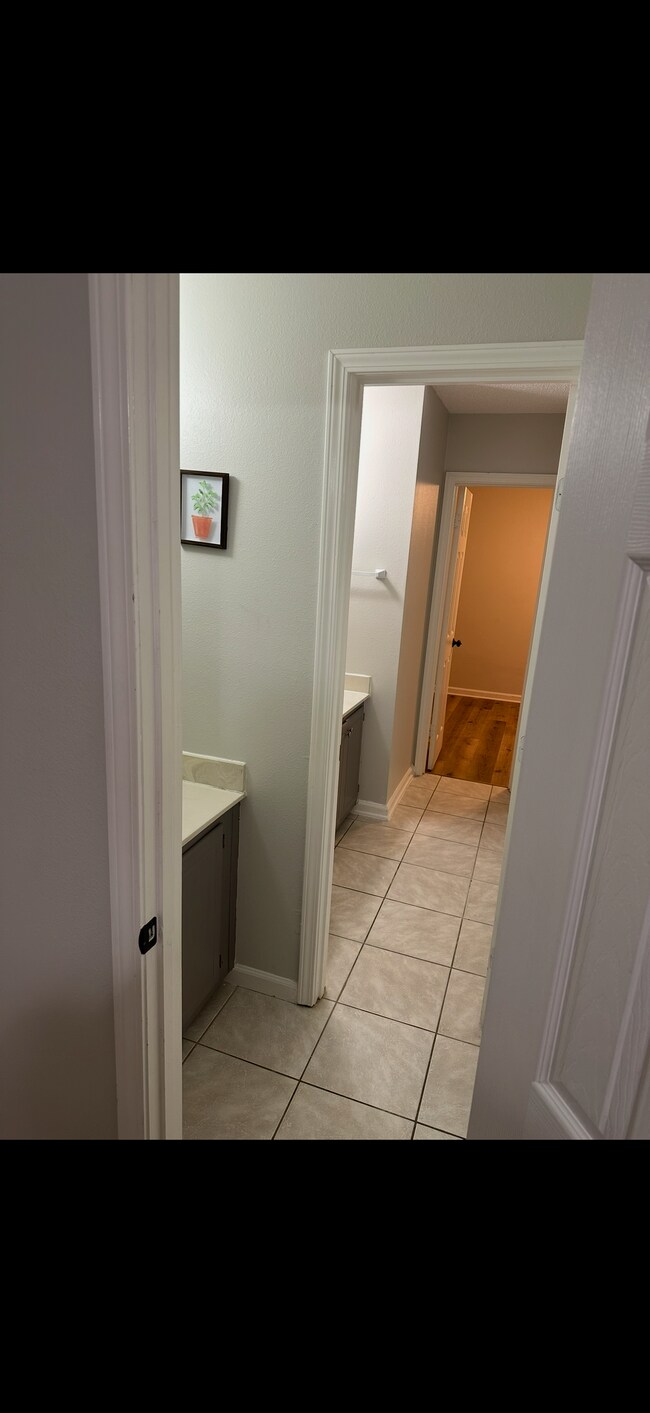 Photo - 14732 Hooper Rd