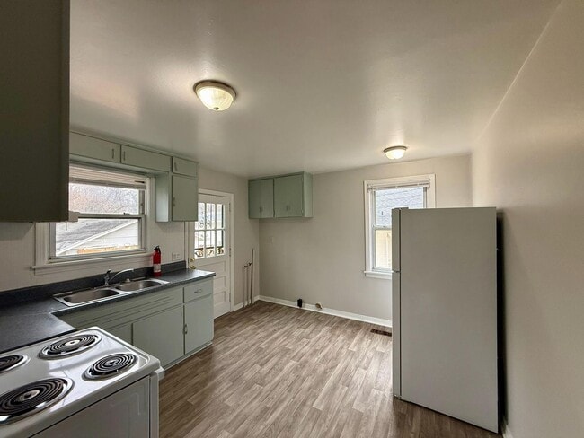 Photo - Charming 2 bedroom house in East Knox!