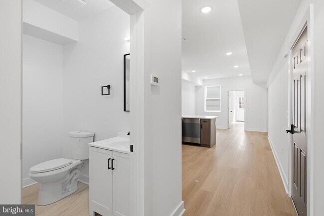 Photo - 2251 N 12th St Unit 2