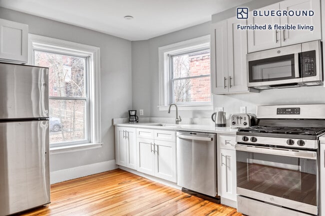 Photo - 112 Winthrop Rd Unidad FL3-ID535