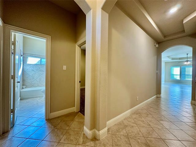 Photo - 16205 Weymouth Dr