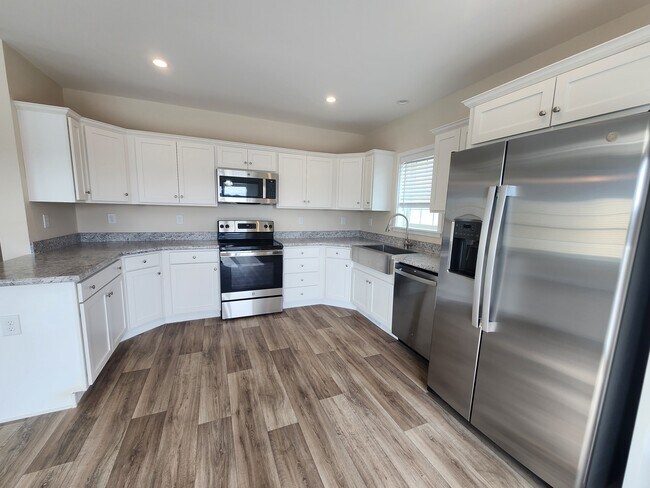 Photo - 75 Ivan Dr Unidad 75 Ivan Drive